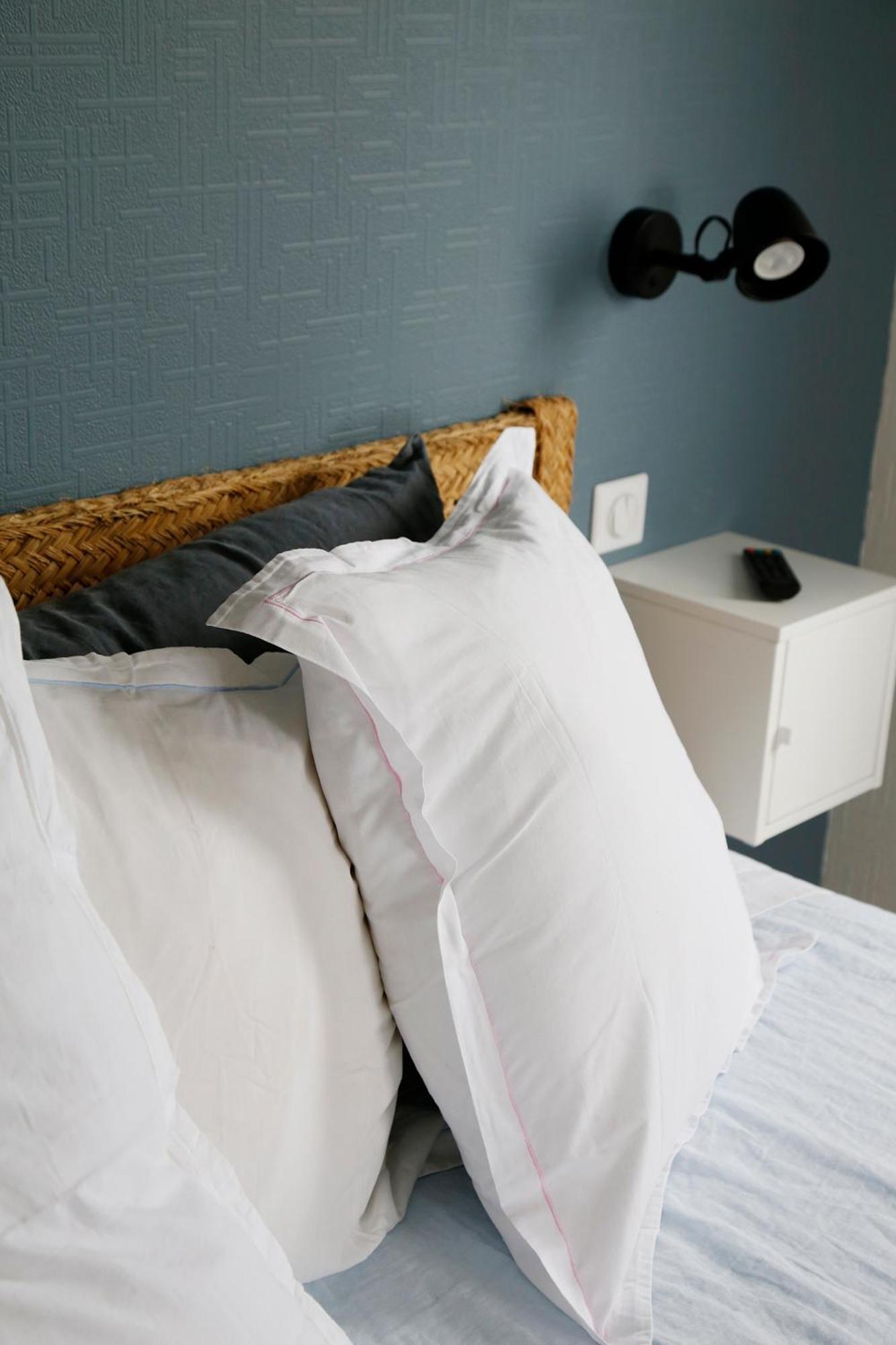 Bed and Breakfast L'Atelier De Mezareun Ushant Exterior foto